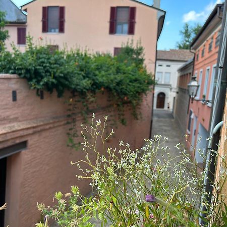 Chez Madame Hotel Ferrara Luaran gambar