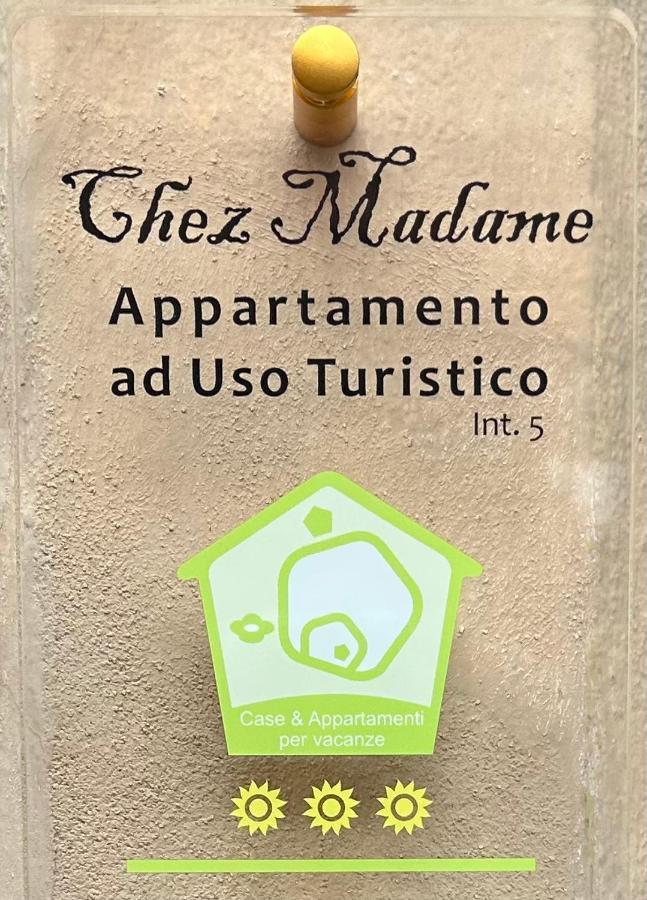 Chez Madame Hotel Ferrara Luaran gambar
