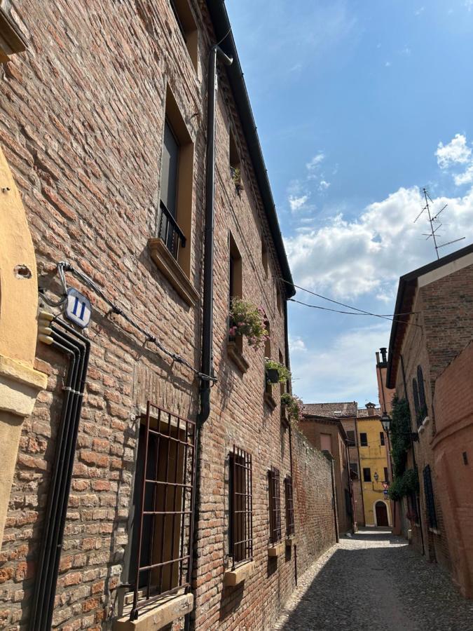Chez Madame Hotel Ferrara Luaran gambar