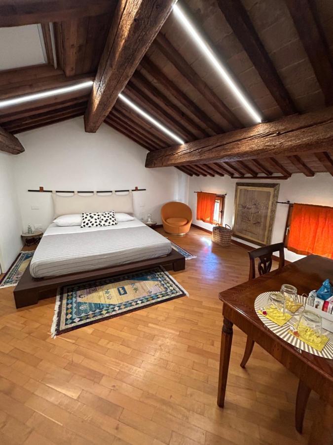 Chez Madame Hotel Ferrara Luaran gambar